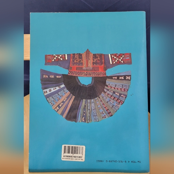 VTG 1988 TPB The History of the Patchwork Quilt by Schnuppe Von Gwinner USED GD - Picture 2 of 6